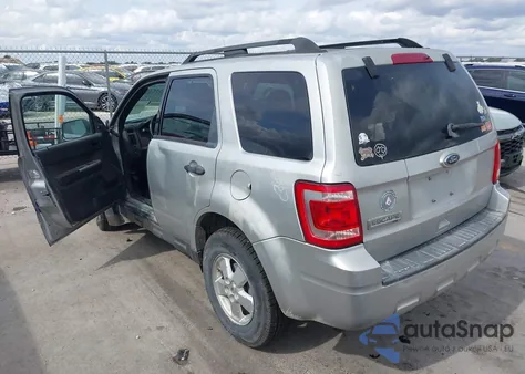 2010 Ford Escape Xlt from USA, damaged, VIN 1FMCU9D73AKC72394